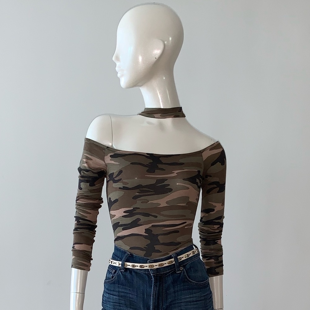 🔥FASHION NOVA CAMOUFLAGE LONG SLEEVE BODYSUIT